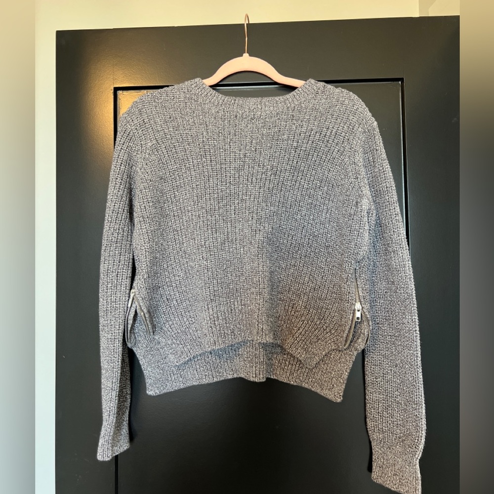 H&M Women’s Cropped Sweater